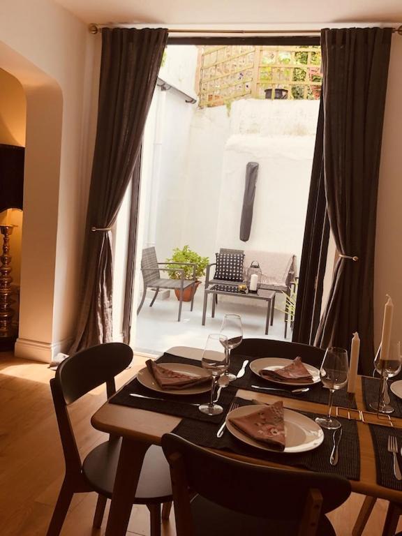 Central Brighton Flat, 3 Bedrooms, Sleeps 6, Close To Shops And Beach Eksteriør billede